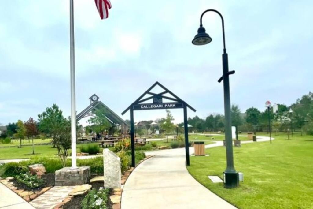 3 Bedroom Entire Home - Centrally Located In Katy, Texas מראה חיצוני תמונה