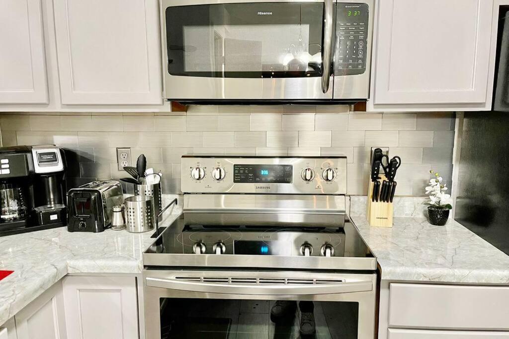 3 Bedroom Entire Home - Centrally Located In Katy, Texas מראה חיצוני תמונה