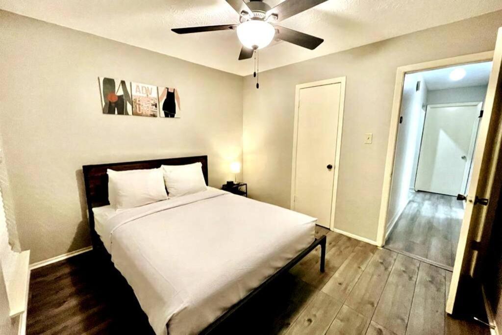 3 Bedroom Entire Home - Centrally Located In Katy, Texas מראה חיצוני תמונה
